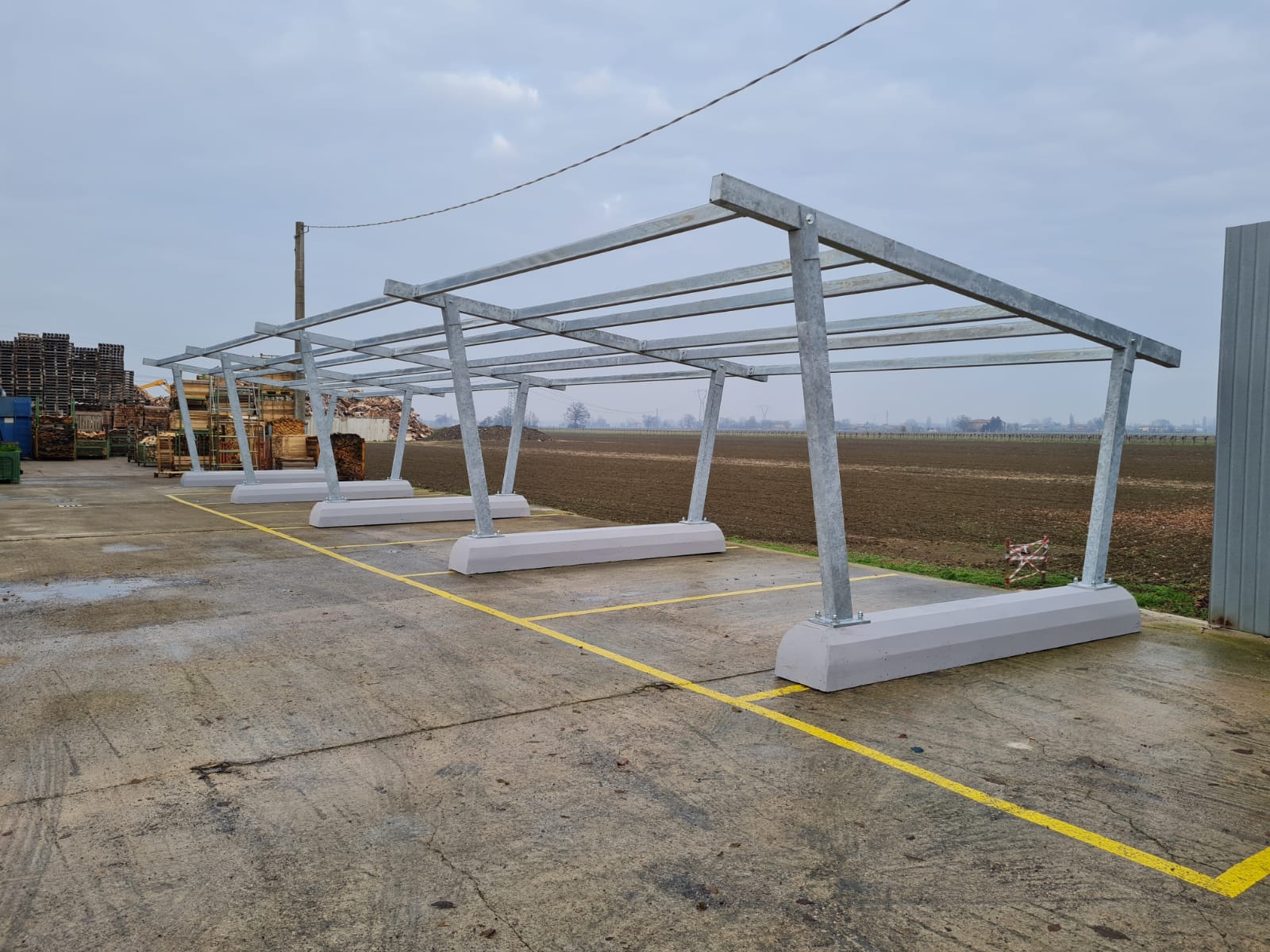 Pensilina fotovoltaica Euromet — n. 21